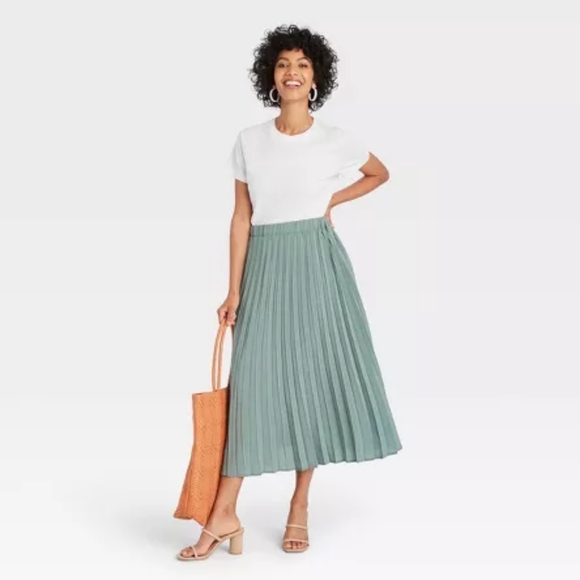 13. Five Women's Short Sleeve Slim Fit Casual T-Shirt - A New Day - Picture 3 of 11